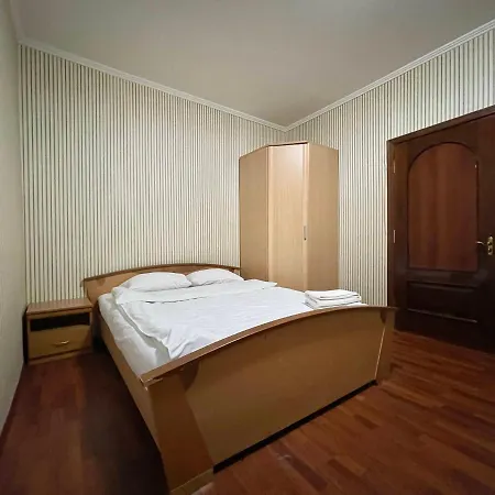Apart, Komsomolskaya Apartment