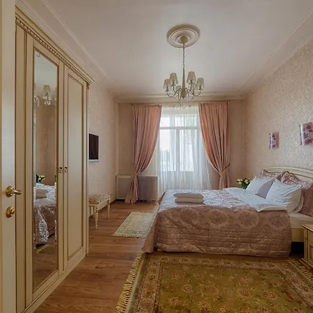 Apart, Komsomolskaya Apartment