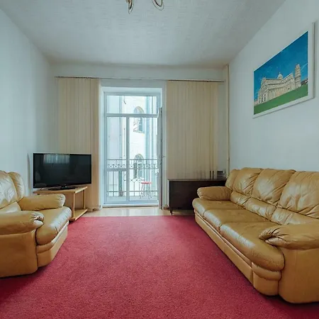 Apart, Komsomolskaya Minsk